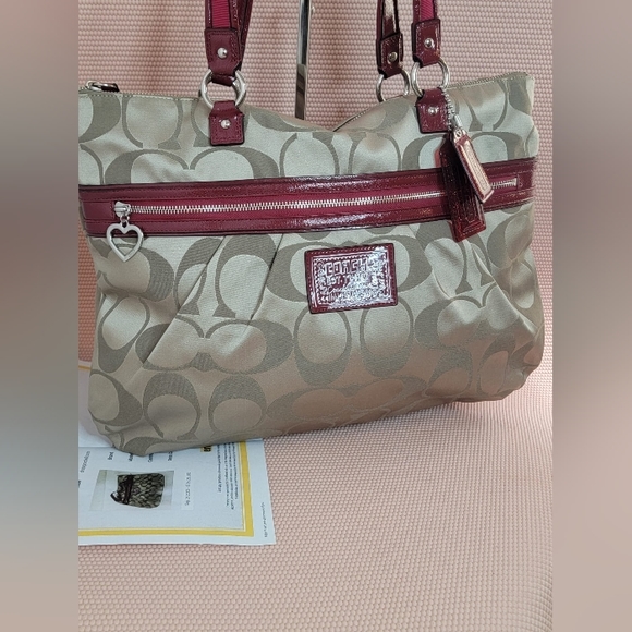 Coach Handbags - AUTHETICATED EUC Coach  Shoulder bag With COA